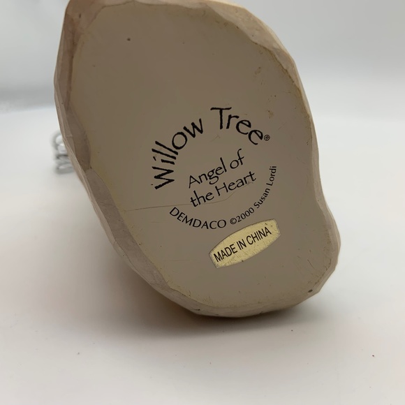 Vintage Willow Tree Angel of Heart Figurine Damdaco 2000 Susan Lordi - Picture 10 of 11